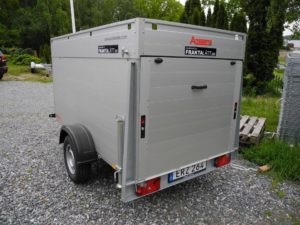 Anssems GTB 1200 släpvagn med kåpa