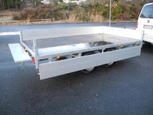 PSX 2000 släpvagn med plattformsflak