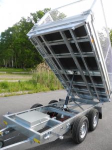 Saris 3500 släpvagn, tipp