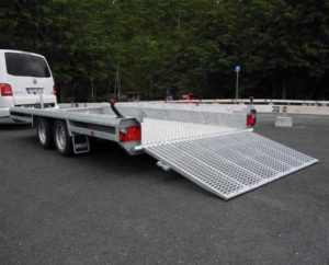 Släpvagnar för maskintransport från Frakta Lätt